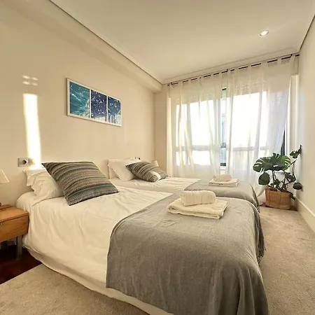 Next To The Beach Apartment *